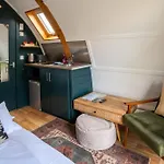 Дом отдыха Sedgewell Barn By Wigwam Holidays Нортхаллертон